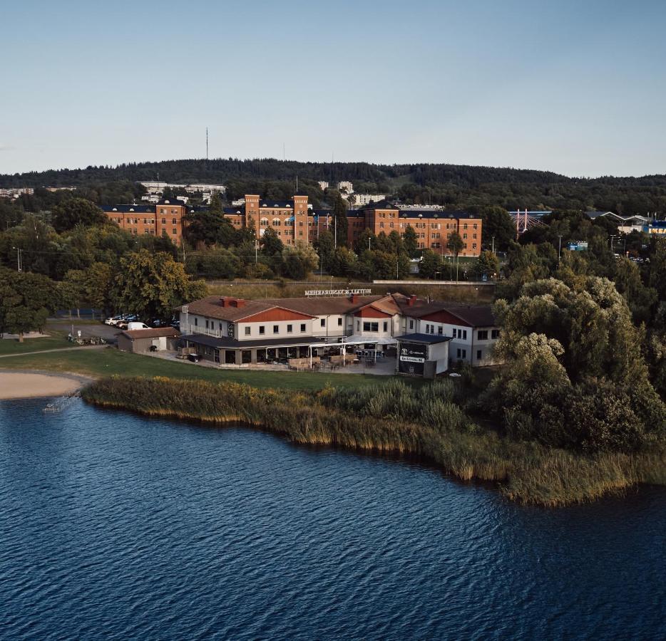 Jönköping Hasse Pa Sjoekanten Hotell & Restaurang מראה חיצוני תמונה