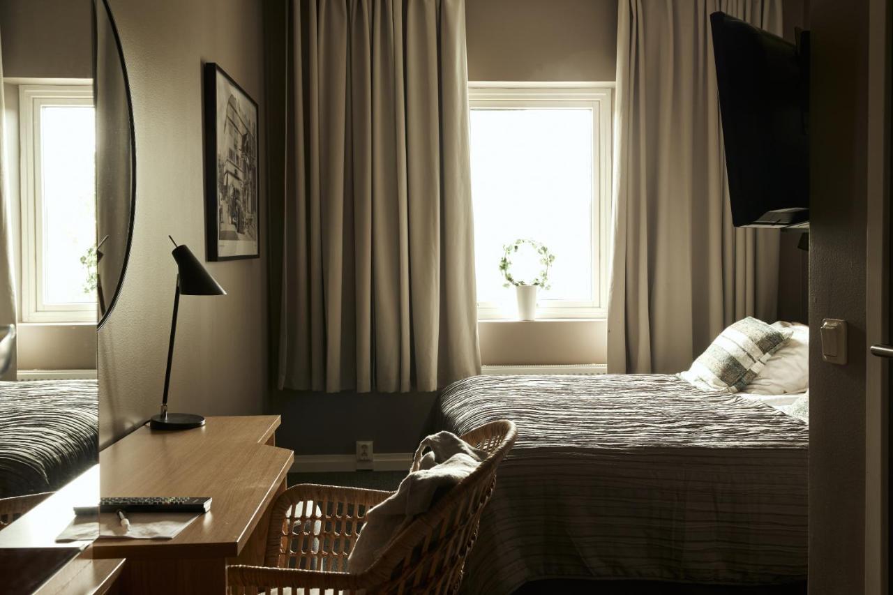 Jönköping Hasse Pa Sjoekanten Hotell & Restaurang מראה חיצוני תמונה