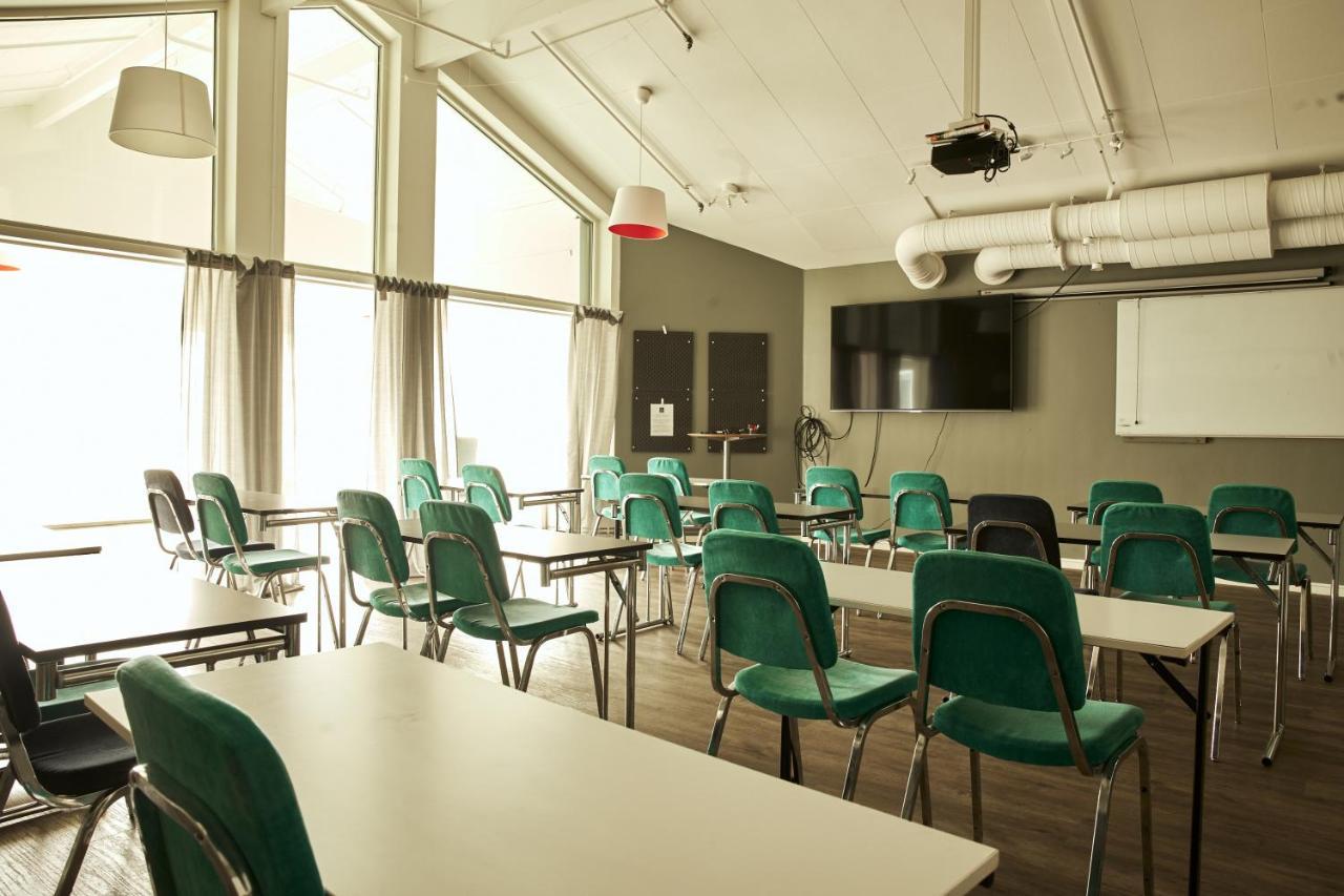Jönköping Hasse Pa Sjoekanten Hotell & Restaurang מראה חיצוני תמונה