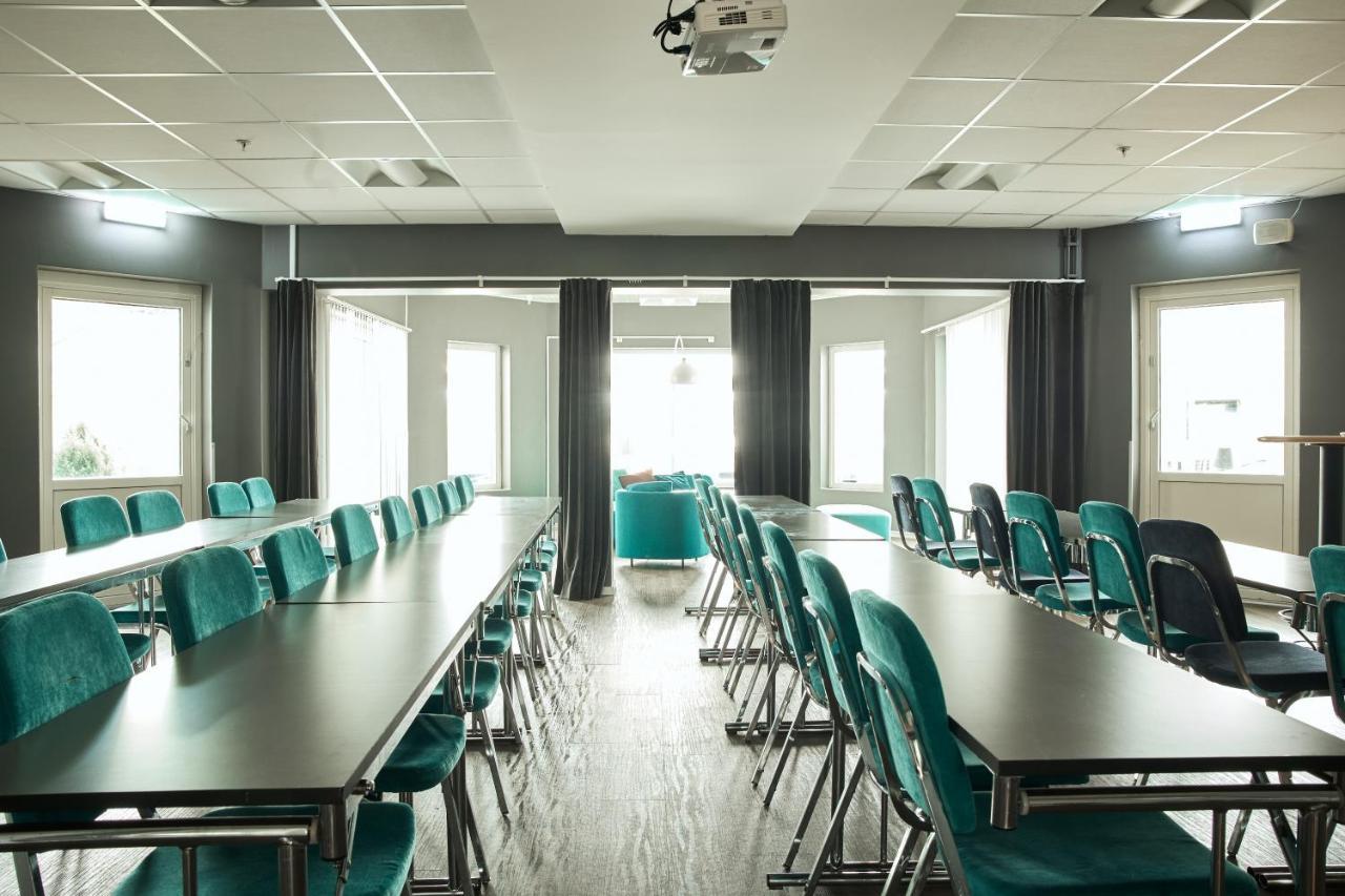 Jönköping Hasse Pa Sjoekanten Hotell & Restaurang מראה חיצוני תמונה