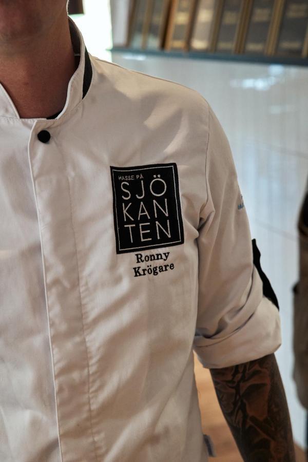 Jönköping Hasse Pa Sjoekanten Hotell & Restaurang מראה חיצוני תמונה
