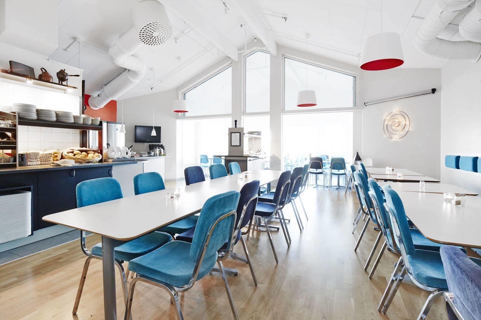 Jönköping Hasse Pa Sjoekanten Hotell & Restaurang מראה חיצוני תמונה